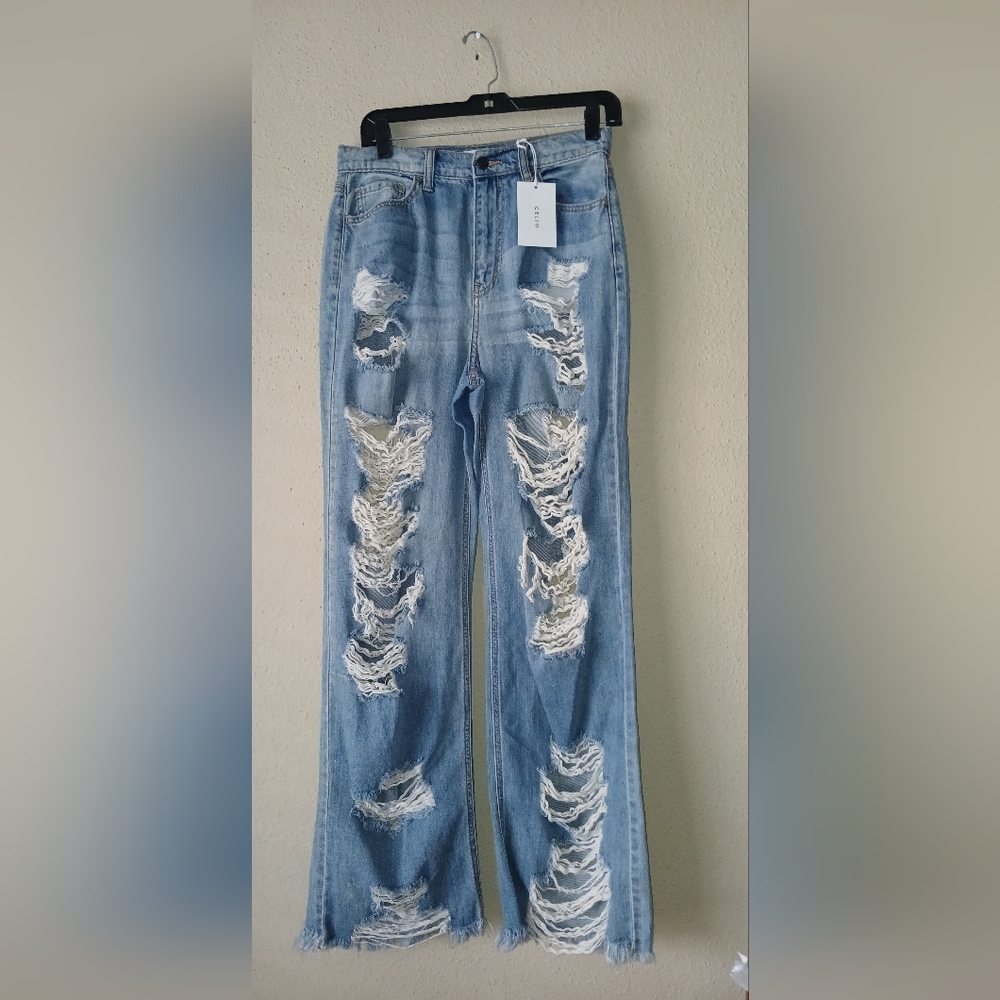 Cello Jeans Sky Blue Ripped Boyfriend Size 7 NWT